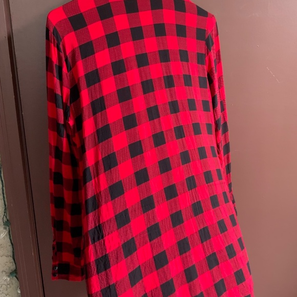Passport Lightweight Red Plaid Woman’s Shirt - Picture 3 of 3
